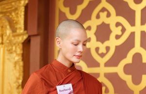 เปิดภาพท่าน “ธัมมกัลยาณี” ขณะลาสิกขา