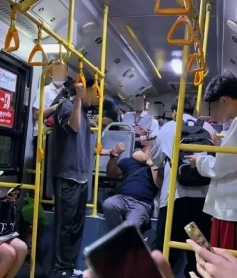 จนมุม วัยรุ่นใจเด็ด ล็อกคอไอ้หื่นแอบถ่ายใต้กระโปรงสาว บนรถเมล์