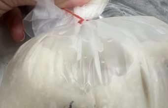 ลูกค้าถึงขั้น “ทิ้งทันที” หลังเห็นสภาพถุงใส่อาหาร ร้านที่ซื้อมา