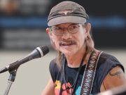 แห่ส่งกำลังใจสนั่น “แอ๊ด คาราบาว” ลั่น ผมพลาดไปแล้ว ขอลงโทษตัวเอง