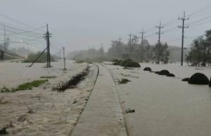 น้ำท่วมหนัก ประกาศปิดเส้นทางรถไฟ ช่วงสถานีช่องเขา – ร่อนพิบูลย์