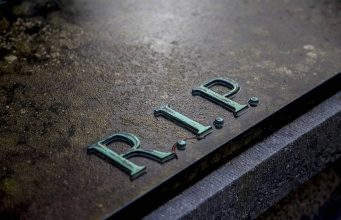 เมียเศร้า ผัวบ่นปวดหู จนหมดสติ – เสียชีวิตสลด ผลชันสูตรทำใจหาย