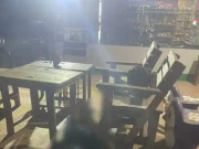 ผัวฟิวส์ขาด เห็นคาตา เมียนั่งดื่มกับกิ๊กหนุ่ม ทนไม่ไหวรัวดับ 2 ศพ