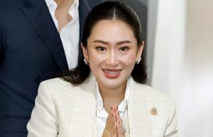 “โอ๊ค-เอม-อิ๊งค์” เข้าเยี่ยม คุณพ่อทักษิณ ชินวัตร ถูกคุมขังครบ 2 เดือน ที่เรือนจำคลองเปรม