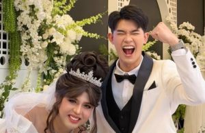 แห่ยินดี “แพรรี่” ควงแขนแฟนหนุ่ม “ฟอร์ด” เข้าพิธีวิวาห์แล้ว