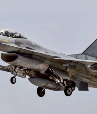 ทอ.เผย F-16 ทำลายคลังจรวด BM-21 ไปเพียบ ลดขีดความสามารถเขมรได้