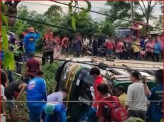 ด่วน!! รถบัสรับส่งนักเรียนพลิกคว่ำ บาดเจ็บระนาว มีผู้เสียชีวิต