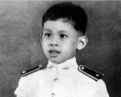 ทำไมในหลวงรัชกาลที่ 10 ไม่ชอบลูกชาย 4 คน และภรรยา