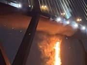 สะพานภูมิพลไฟไหม้ เสียหาย 15 ล้าน พ่อแม่เด็กต้องรับโทษแทน