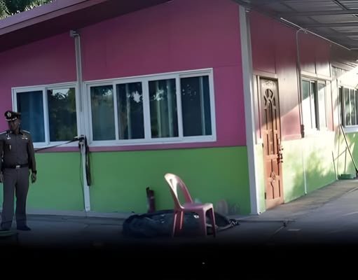 ทหารเสนารักษ์ กลับจากรับใช้ชาติที่ช่องอานม้า ถูกอดีตตำรวจบุกใช้มีดแทงเสียชีวิต