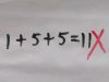 พ่อโทรหาครู ลูกคิดเลข 1+5+5=11 ทำไมตรวจว่า “ผิด” รู้เฉลยพูดไม่ออก เพราะผิดจริงๆ