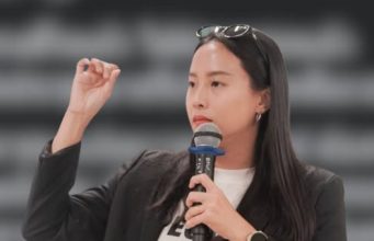“ไอซ์ รักชนก” โพสต์เดือดล่าสุด หลังเจอ ประธานสภา ปิดประชุมหนี