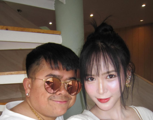 สยบข่าวลือ “โก๊ะตี๋” จุ๊บแก้ม “ใบมิ้นต์” อวดภาพหวานฉ่ำในรอบ 3 เดือน