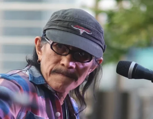 ของขึ้น “แอ๊ด คาราบาว” ฝากข้อความถึง “อนุทิน” ต้องเลือกข้าง