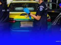 อั้นไม่ไหว สาวสุดกลั้น คลอดลูกคารถแท็กซี่ ชาวเน็ตแห่ส่องทะเบียน