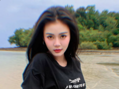 ลำไย ไหทองคำ ถอดเสื้อริมทะเล กัปตันช้าง โผล่คอมเมนต์ทันที