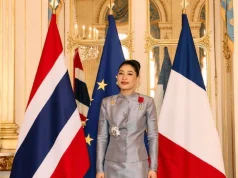 เจ้าฟ้าสิริวัณณวรีฯ พระราชทานพระอนุญาตให้ฝรั่งเศสทูลเกล้าฯ ถวายเครื่องอิสริยาภรณ์