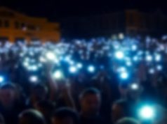 แพทย์เตือน แสงสีฟ้า ตัวการร้ายขวางหลั่งเมลาโทนิน เสี่ยงโรคอ้วนถามหาไม่รู้ตัว