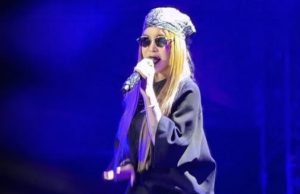สะเทือนทั้งวงการเพลง! นักร้องสาวดัง เคลื่อนไหวทันที หลังมีดราม่าเปิดตัวศิลปินใหม่ในค่ายดัง