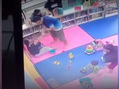 แม่ไม่ทนลุยเอาผิด! หลังลูกสาววัย 4 ขวบ ถูกชายวัย 24 ปี ใช้มือฟาดใบหน้าซ้ำ 2 ครั้ง กลาง TK Park