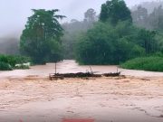 “พายุไมสัก” ซัดตราด น้ำป่าหลากท่วมบ้านเรือน ปภ. ส่งเรือท้องแบน 30 ลำกู้ภัยด่วน