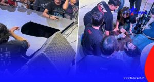 เจ๋ง บิ๊กแอส ประสบอุบัติเหตุตกเวทีพื้นทะลุ แฟนคลับห่วงอาการบาดเจ็บ