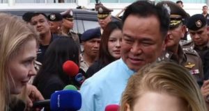 ไม่ธรรมดา รู้จัก “วาร์วาร่า” ล่ามสาวหัวใจไทย ดีกรีเกียรตินิยม