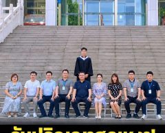 งานรับปริญญาสุดเหงา บัณฑิตจบการศึกษา 1 คนถ้วน ชาวเน็ตแห่เดา เรียนสาขาอะไร?