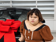 ปังไม่ไหว อินฟลูเอนเซอร์ชื่อดัง ถอยรถคันใหม่มูลค่ากว่า 2 ล้าน