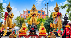 เปิดตำนาน 300 ปี วัดจุฬามณี แห่งอัมพวา ที่หลายคนอาจยังไม่รู้