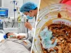 บ้านไหนมีรีบทิ้งเลย! ชายวัย 60 เยื่อหุ้มสมองอักเสบ สะพรึง พบต้นเหตุจาก “สิ่งนี้” ในตู้เย็น