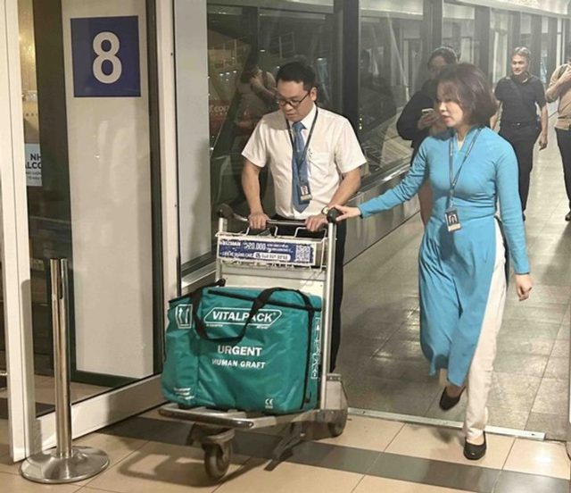 anh-1-chuyen-bay-than-toc-van